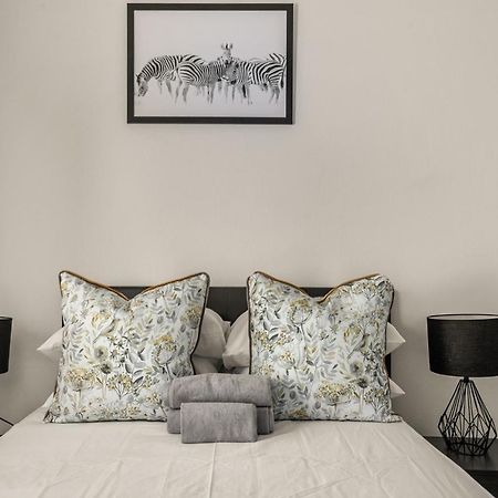 V&S Apartments - Immaculate Luxury Apartment In Fourways, Johannesburg Sandton Eksteriør bilde
