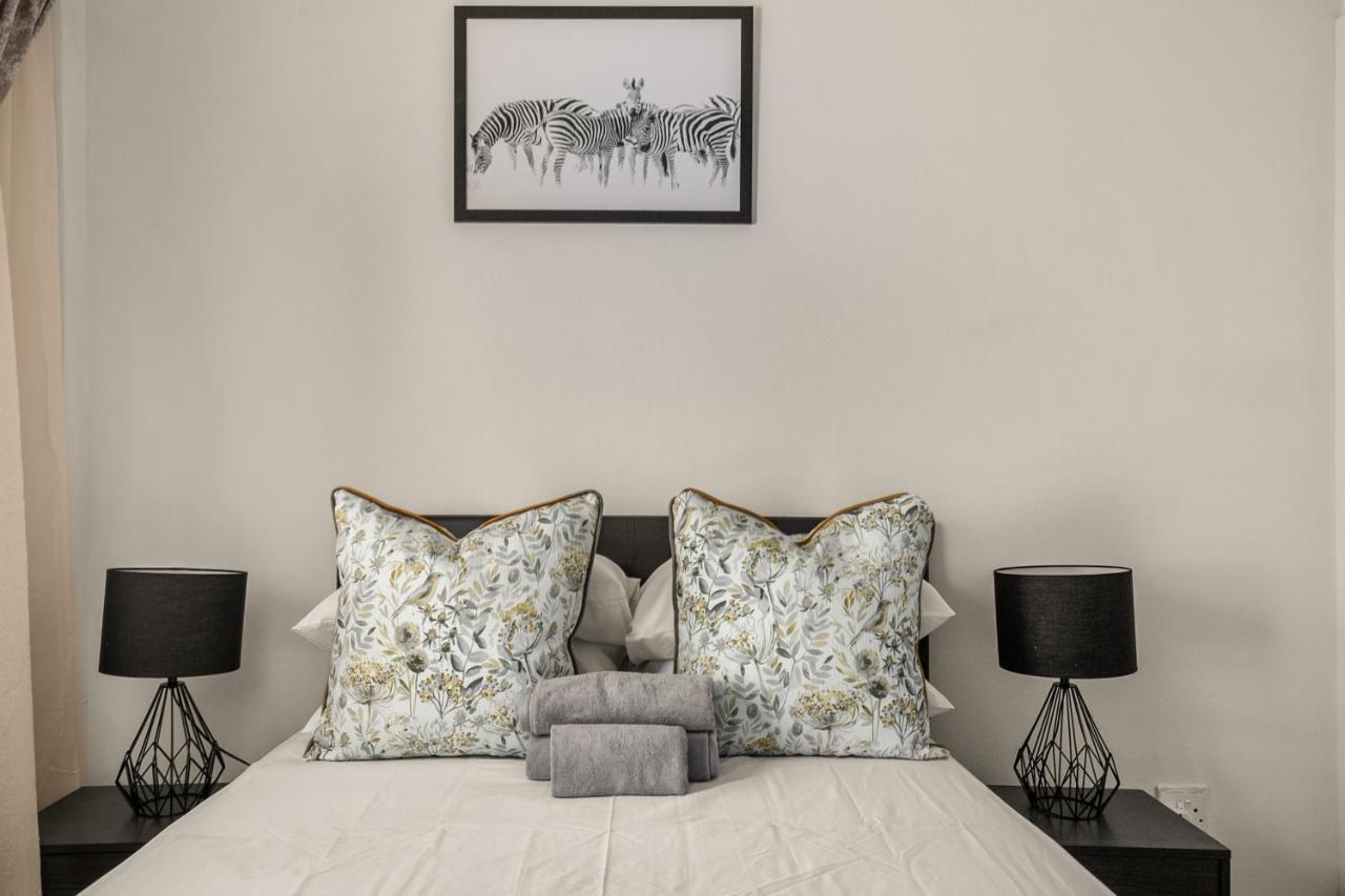 V&S Apartments - Immaculate Luxury Apartment In Fourways, Johannesburg Sandton Eksteriør bilde