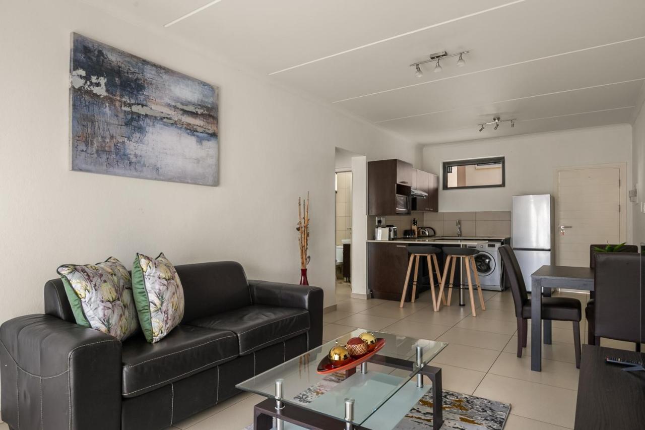 V&S Apartments - Immaculate Luxury Apartment In Fourways, Johannesburg Sandton Eksteriør bilde