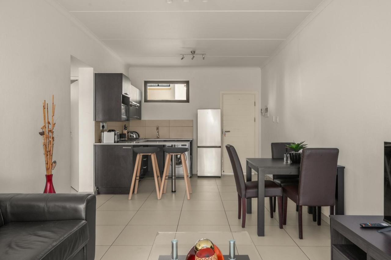 V&S Apartments - Immaculate Luxury Apartment In Fourways, Johannesburg Sandton Eksteriør bilde