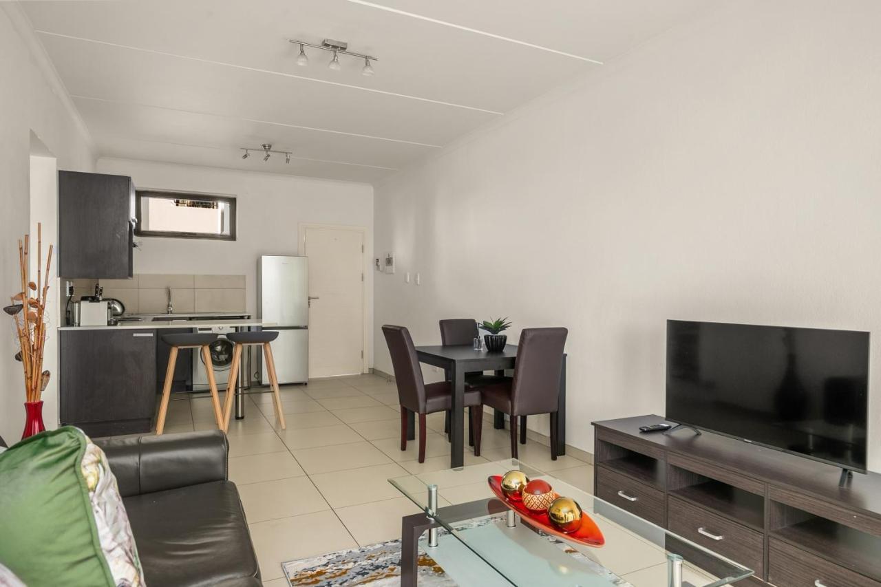 V&S Apartments - Immaculate Luxury Apartment In Fourways, Johannesburg Sandton Eksteriør bilde