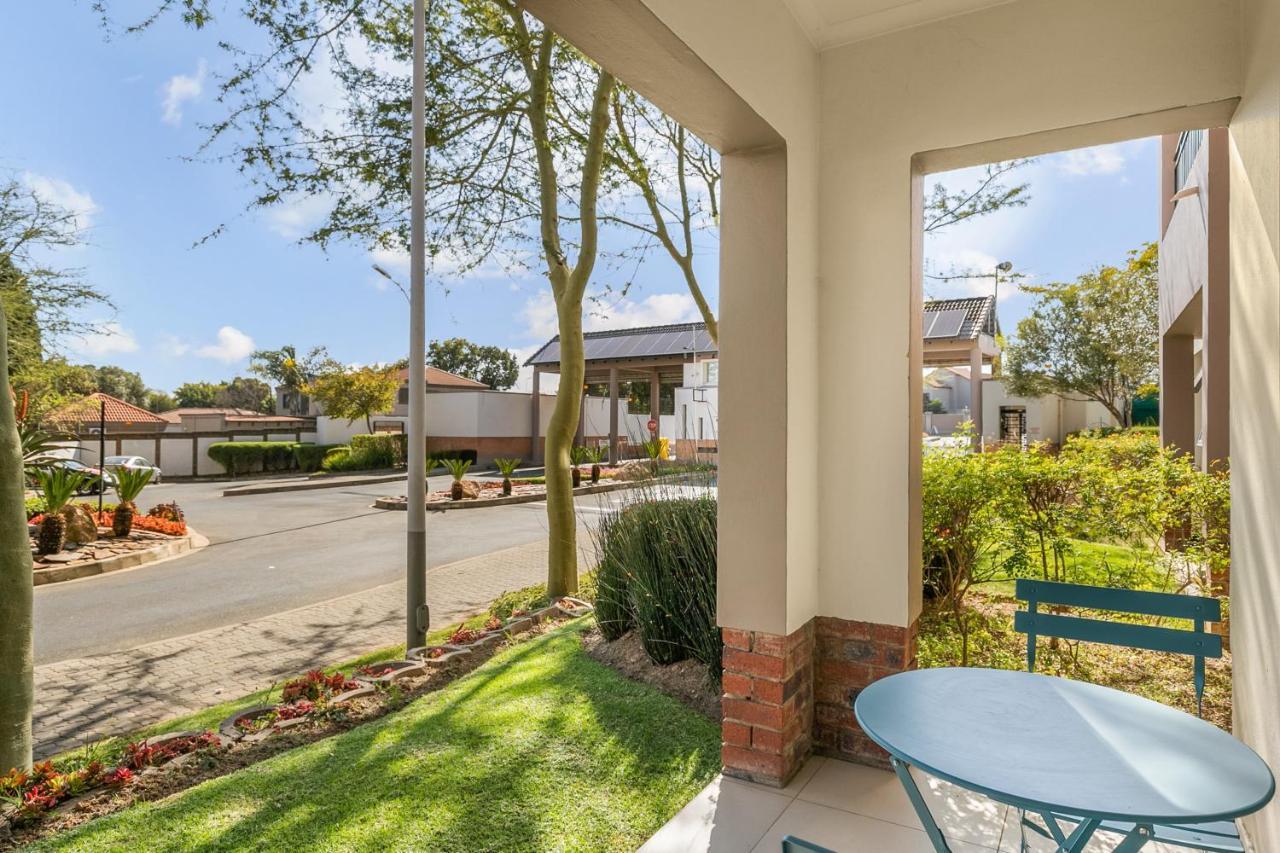 V&S Apartments - Immaculate Luxury Apartment In Fourways, Johannesburg Sandton Eksteriør bilde